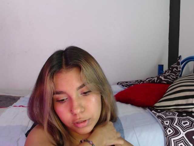 Photos HornyZoe Come and have fun with me we will have a good time, will be everything you ask me #Big Ass #Twerk #Ahegao