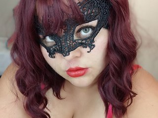 Erotic video chat HotcurvyLuder