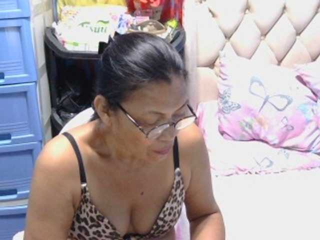 Broadcast screenshots hOtGranny4u