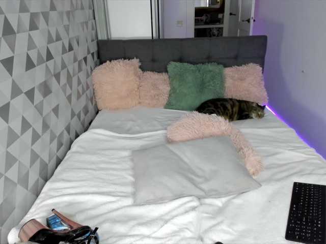Broadcast screenshots HotSaraJordan