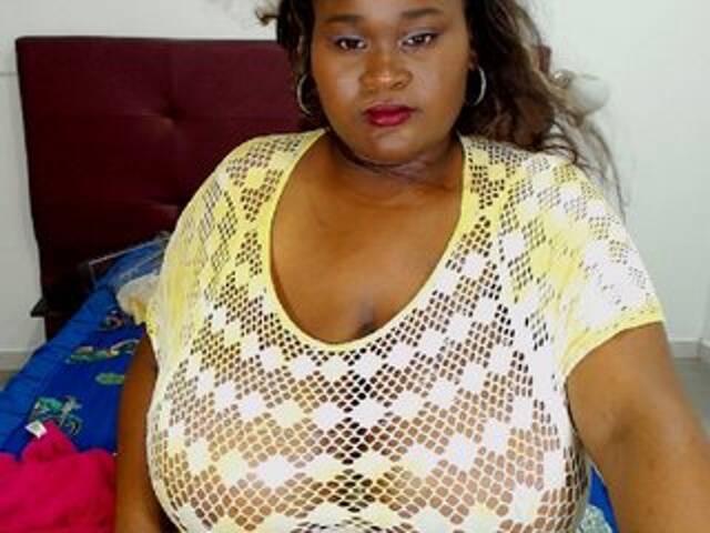 Broadcast screenshots HugeXtits