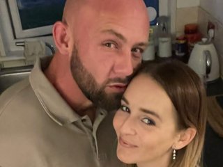 Erotic video chat HunterandEsme