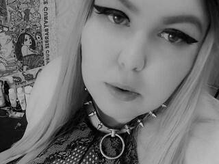 Erotic video chat IlonaCurvy