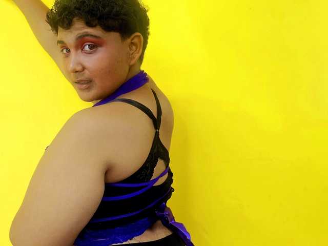Photo of the profile IndianFoxyXXX