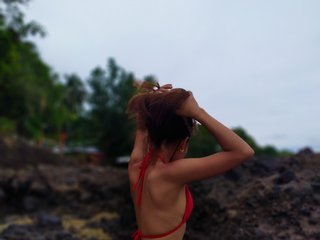 Erotic video chat innocentzara