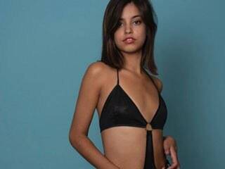 Erotic video chat INOCENTEFOX