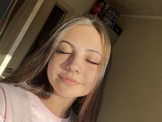 Erotic video chat IonaShay