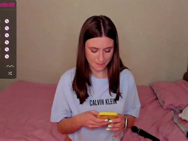 Broadcast screenshots baby1moretime