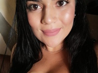 Erotic video chat IsabellaG