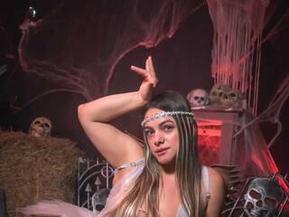 Erotic video chat IsabellaHarle