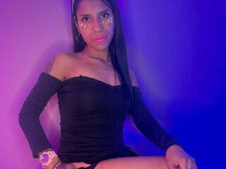 Erotic video chat IsabellaTaylor