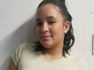 Erotic video chat IsaWilliams