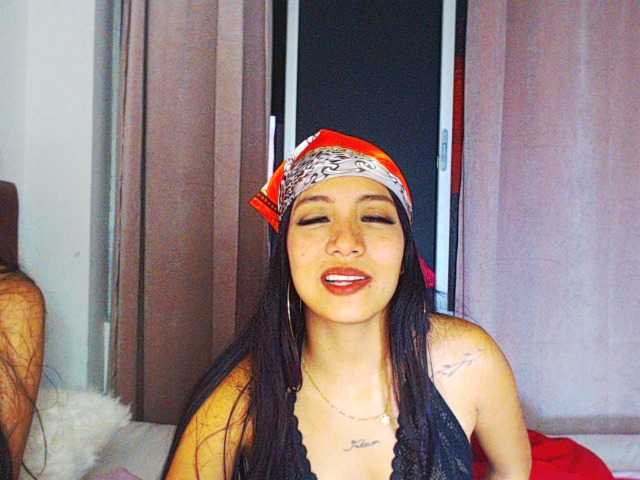 Broadcast screenshots IsisAndHalleX