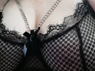 Erotic video chat IsXLoves