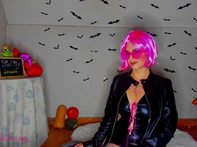 ♡ Im Anna ♡  PMs before private ♡ 4251 to XXX show ♡ Tokens in PMs arent counted for shows ♡ Broadcast screenshots ItalianDream_