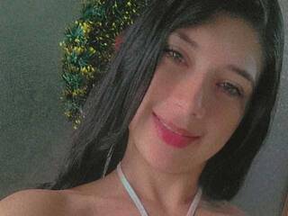 Erotic video chat izzy-wets