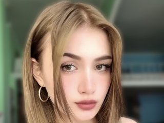 Erotic video chat BizzyBeee