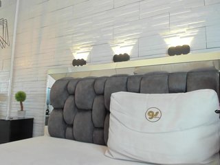 Erotic video chat JadeHeartt