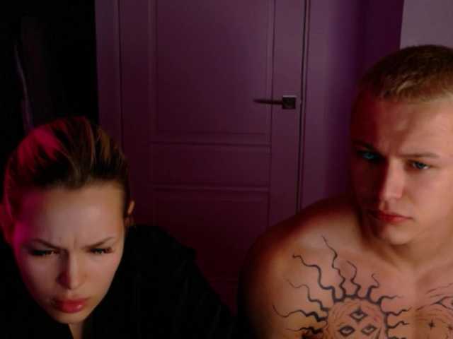 Welcome to our chat room! Feel free to say hi 😊