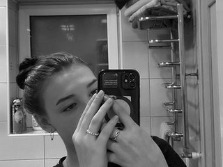 Erotic video chat jeansharp