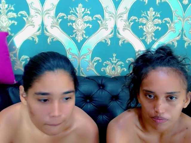 Broadcast screenshots JeniferAndLia