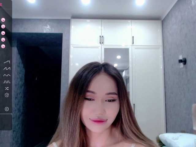 Broadcast screenshots jenycouple