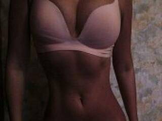 Erotic video chat jessie23