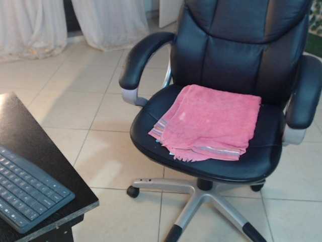 Broadcast screenshots jhasminz