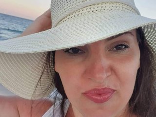 Erotic video chat JolieDiane