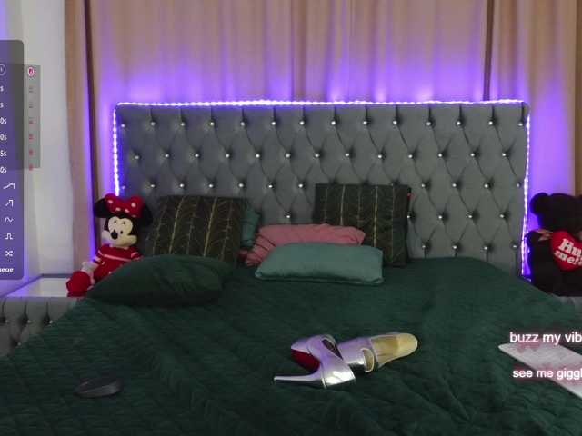Broadcast screenshots JolieDianne