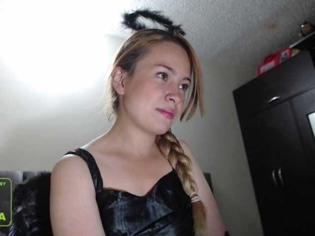 Broadcast screenshots juanda-shirly