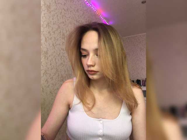 Broadcast screenshots judeecouture