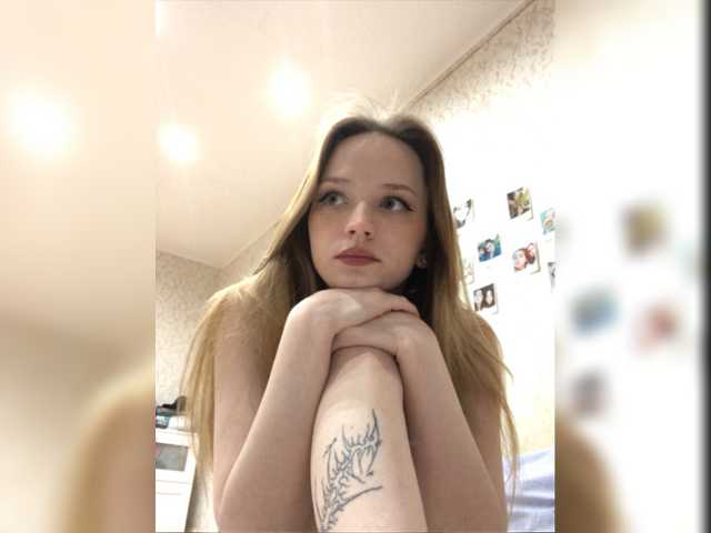 Broadcast screenshots judeecouture