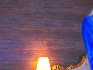 Erotic video chat JuicyJessye