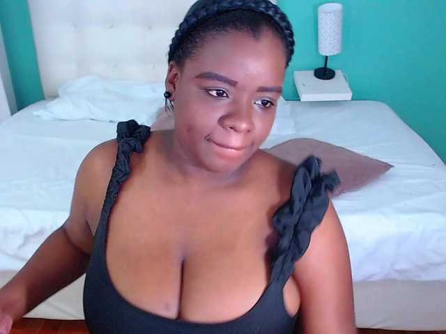 Broadcast screenshots Juicyy-tits69