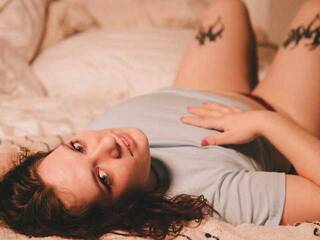 Erotic video chat JuliaGiez