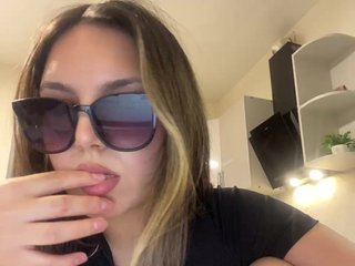 Erotic video chat JULIE21