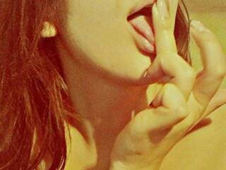 Erotic video chat JulieJu