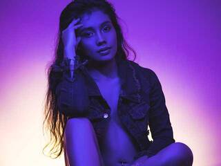 Erotic video chat Julietaevans