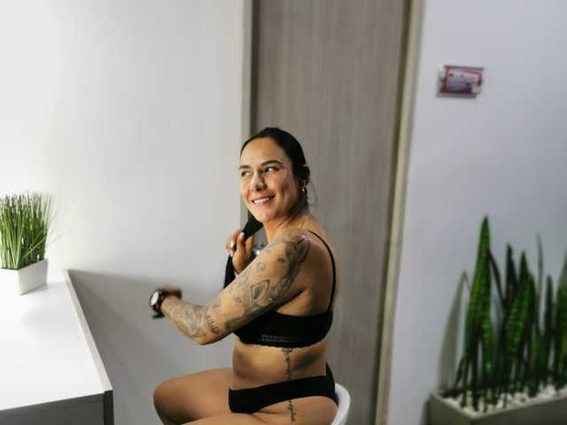 Photo of the profile Julieth-hot