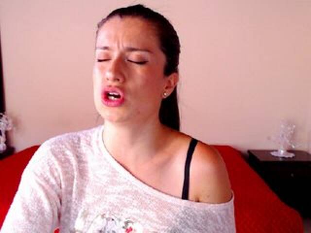 Broadcast screenshots JulineSmith9