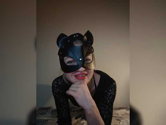 Broadcast screenshots JuliPow