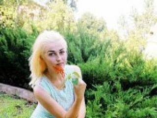 Erotic video chat julliasweet