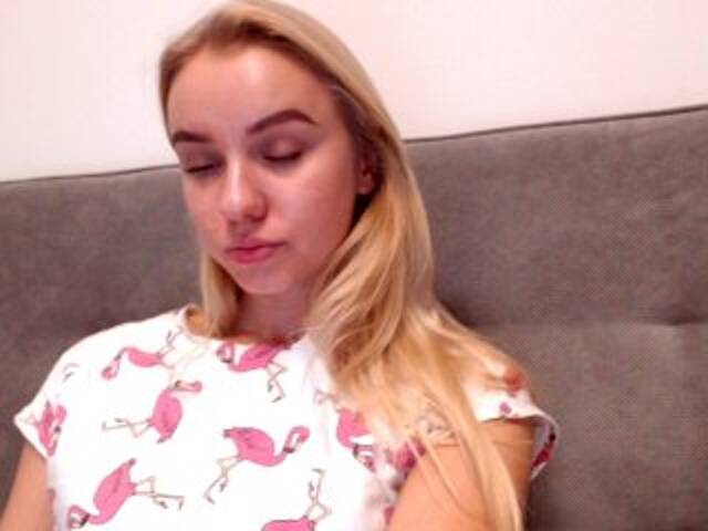 Broadcast screenshots justvanessa