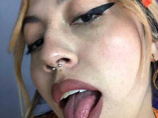 Erotic video chat Kaia-tay