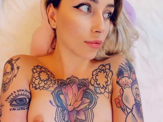 Broadcast screenshots KaprinaGirrs