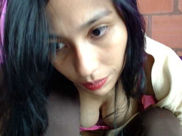 Broadcast screenshots Karelywest