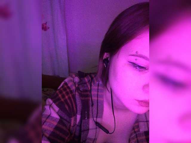 Broadcast screenshots karin18-k