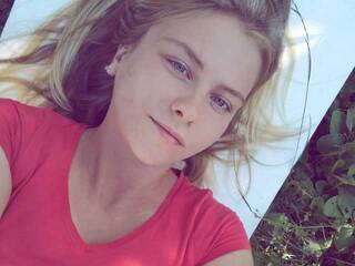 Erotic video chat Kariosi