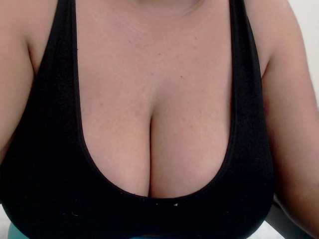 Broadcast screenshots Karol-Nicolle